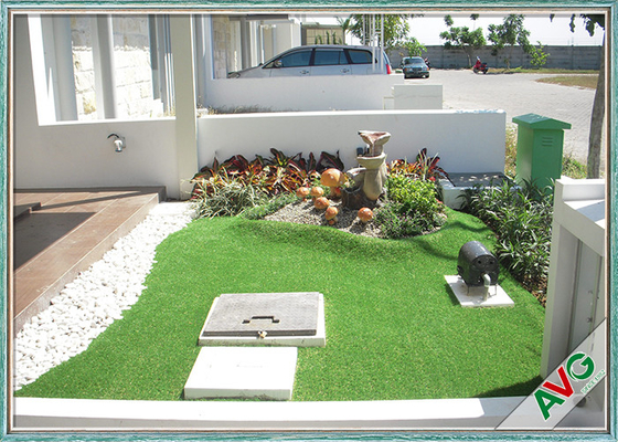 TRUNG QUỐC Toàn bộ bề mặt Ngọc lục bảo Màu xanh lá cây cỏ nhân tạo Sân cỏ cho cảnh quan / sân vườn ngoài trời nhà cung cấp