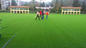 Cỏ tổng hợp ngoài trời cho sân chơi, cỏ sân chơi nhân tạo PE Materal nhà cung cấp